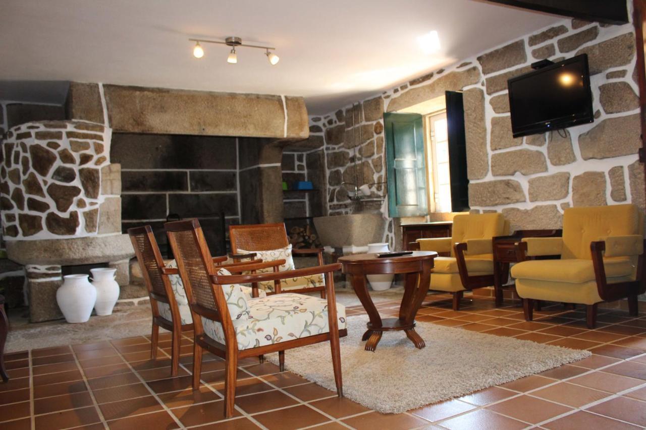 Alojamento Local Boega Hotel - Casas Boega I E II Gondarém エクステリア 写真